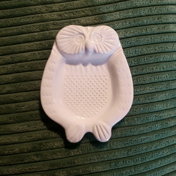 Other - 💙🩵💙 White trinket owl dish plate tray